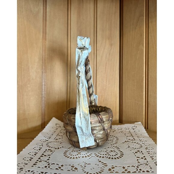 Small Woven Natural Straw Basket Handle Gold Accents White Paper Ribbon - Picture 5 of 7
